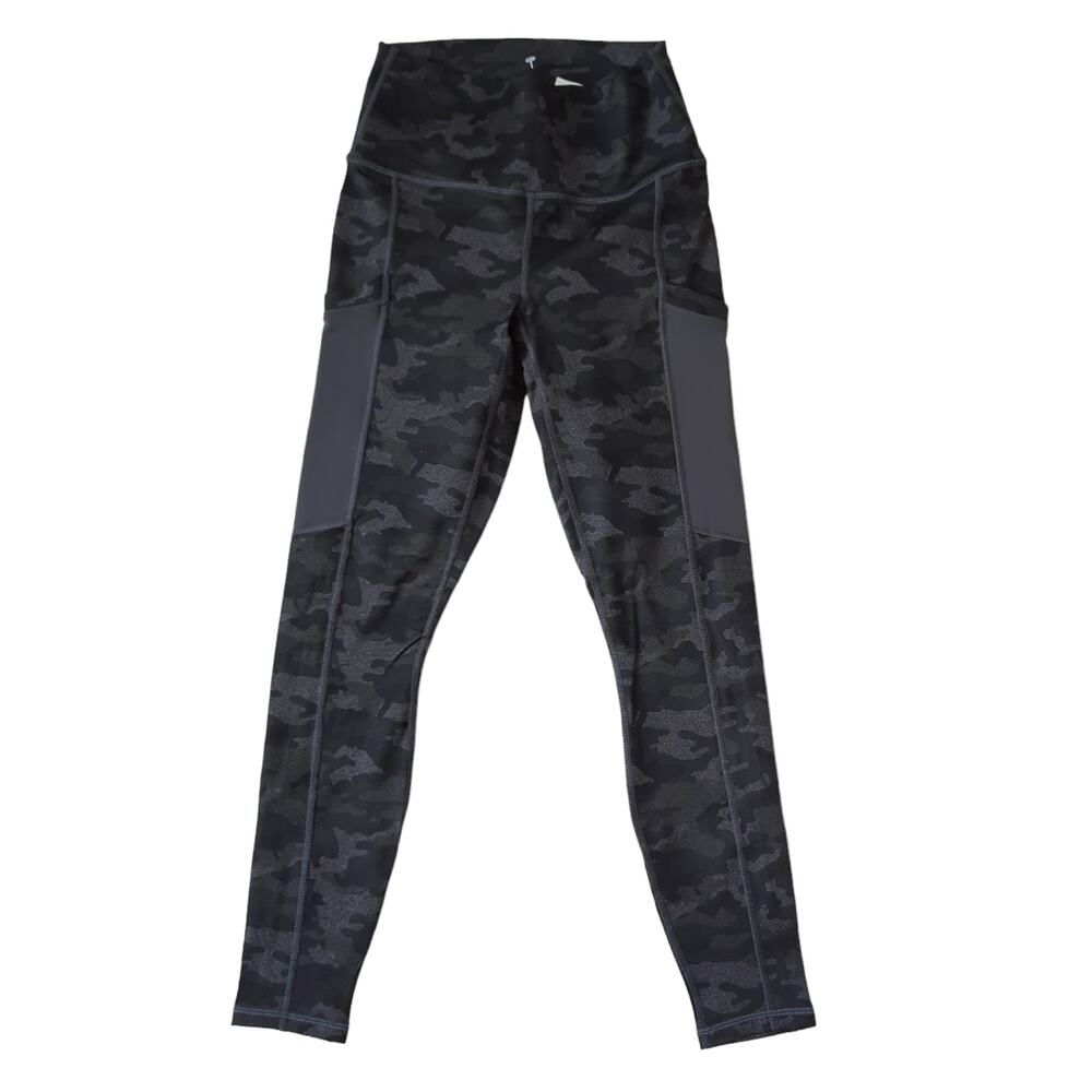 NWT Fabletics Womens Pants Charcoal Camo On the Go Leggings High Rise Pockets XS